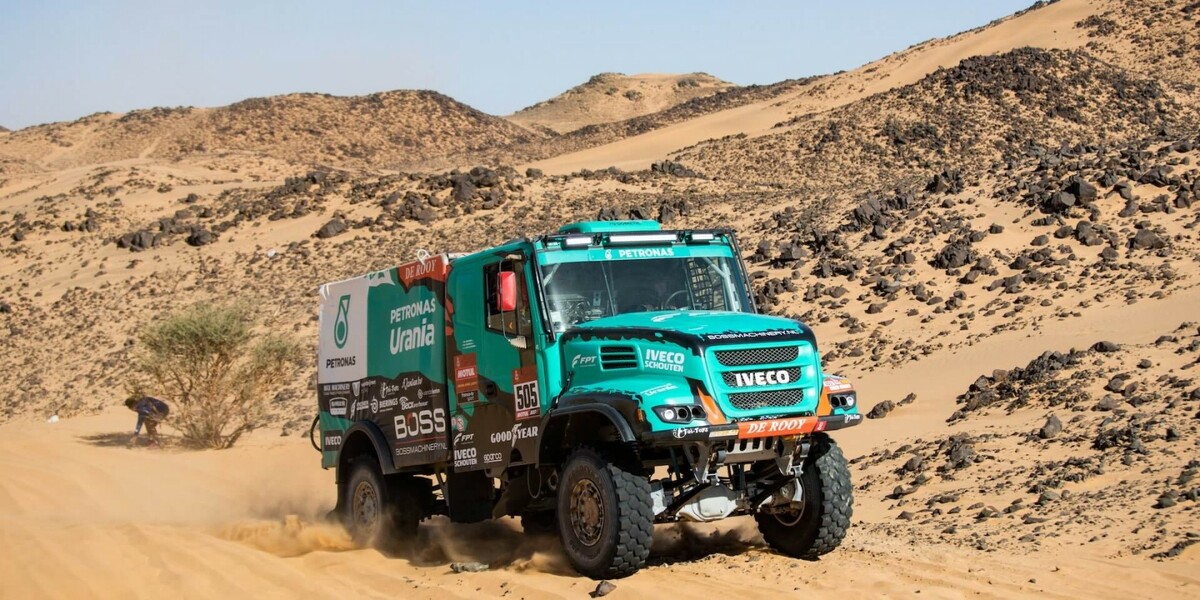 Tm PETRONAS De Rooy IVECO na svm debutu na stednm vchod svj cl splnil